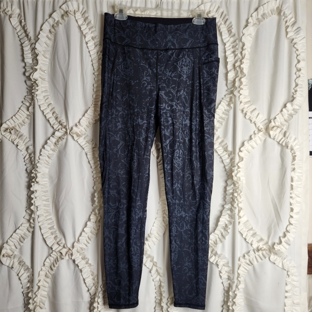 Sweaty Beaty Black Gray The Power 7/8 length mesh sz Medium